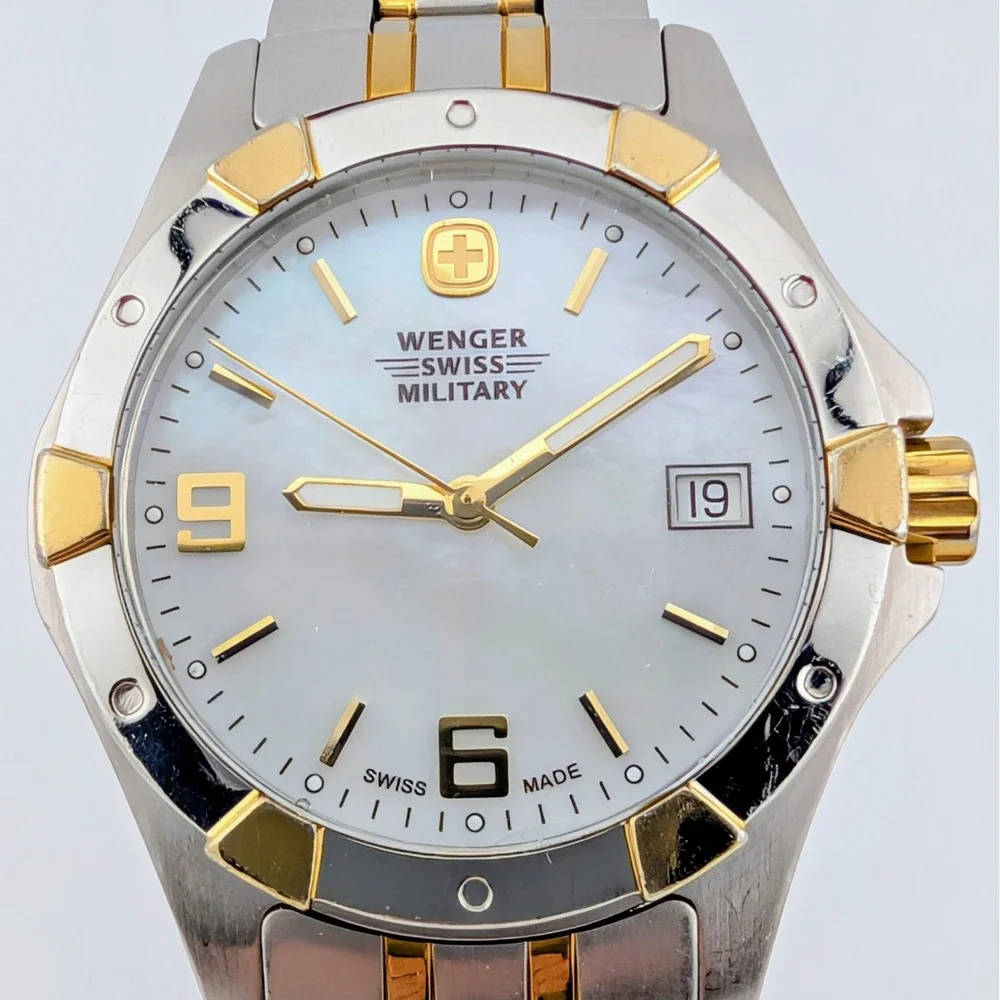 Wenger Swiss Military Elite 79093 Two Tone MOP Dial Quartz Watch Lume 33mm 8.5